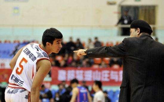  热刺锋线哑火创队史最差开局  